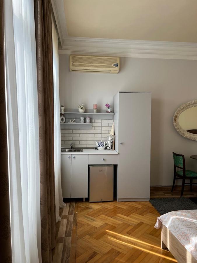 Kemeni Garden Ξενοδοχείο Μπατούμι Εξωτερικό φωτογραφία