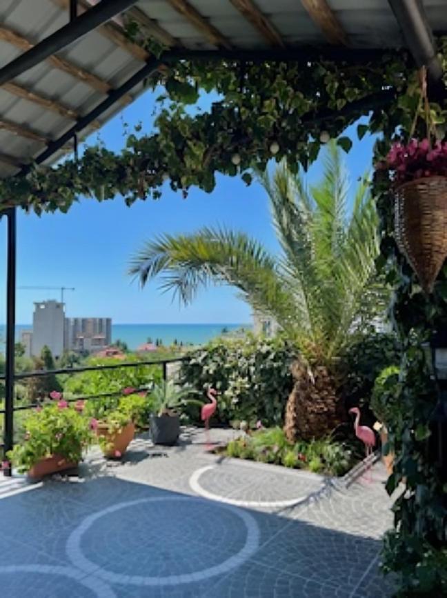 Kemeni Garden Ξενοδοχείο Μπατούμι Εξωτερικό φωτογραφία